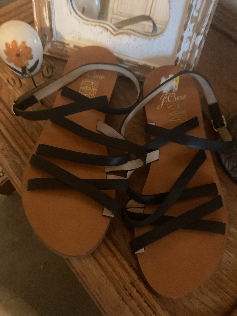 Cross-strap flat sandals in leather by J. Crew EUC - Picture 9 of 11